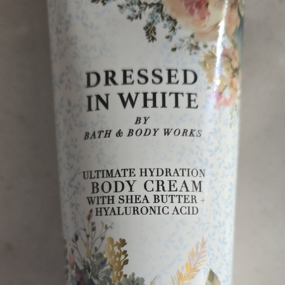 Bath & Body Works (BBW) - Dressed in White Body Cream - Picture 2 of 5